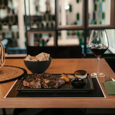 Carpe Diem 4* Mostar